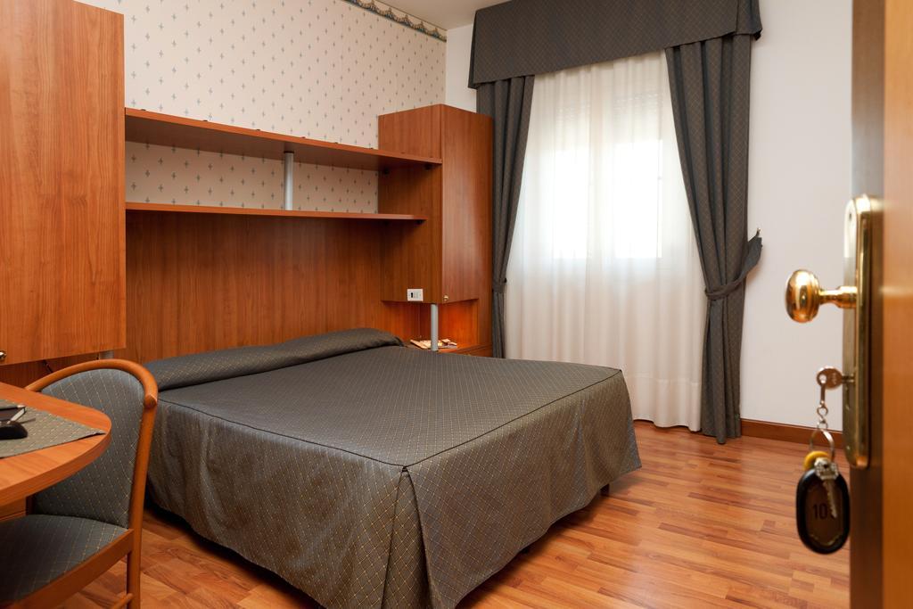 Casa Ferretti Di Ferretti Village Silvi Marina Quarto foto
