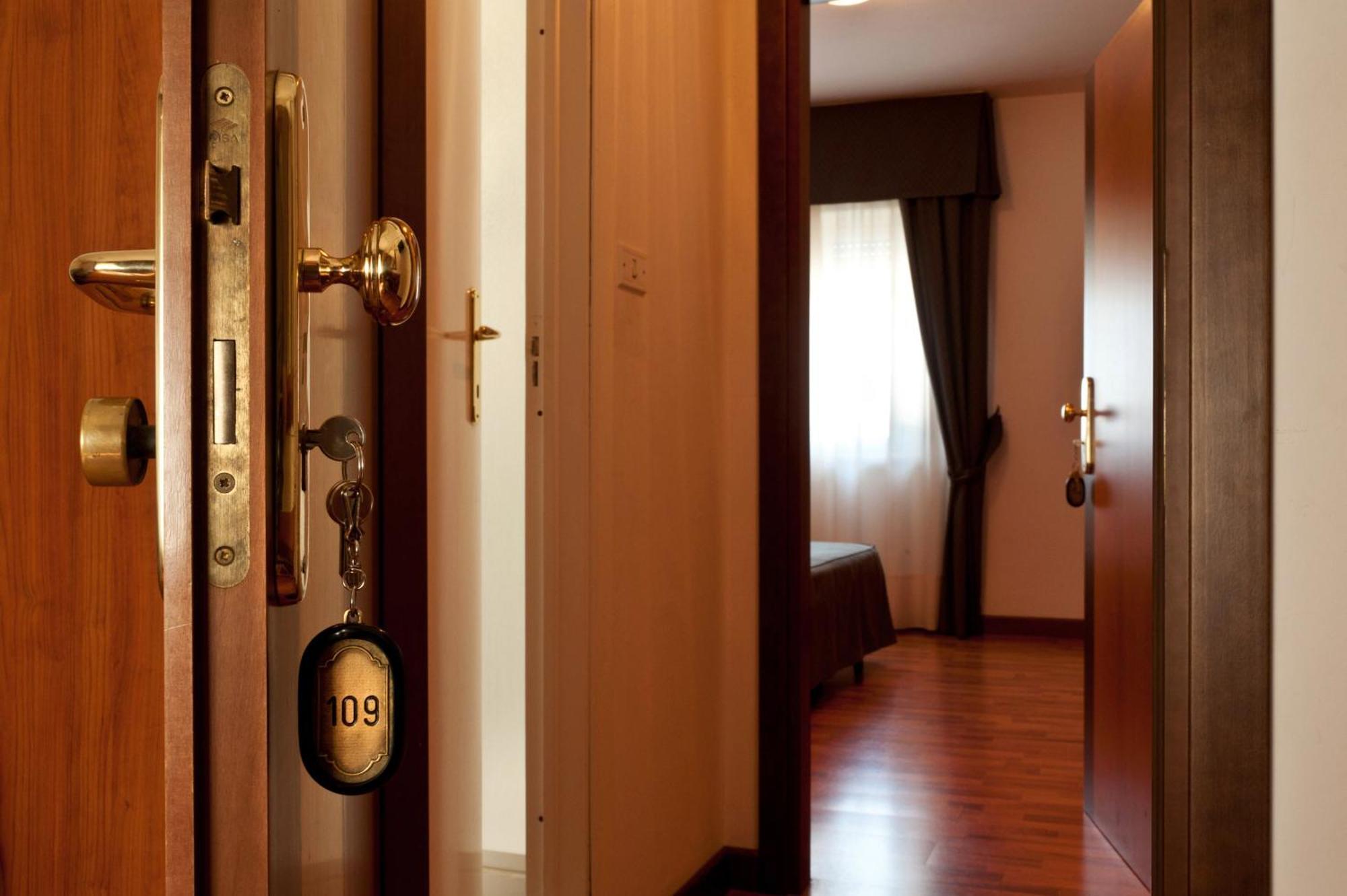 Casa Ferretti Di Ferretti Village Silvi Marina Quarto foto